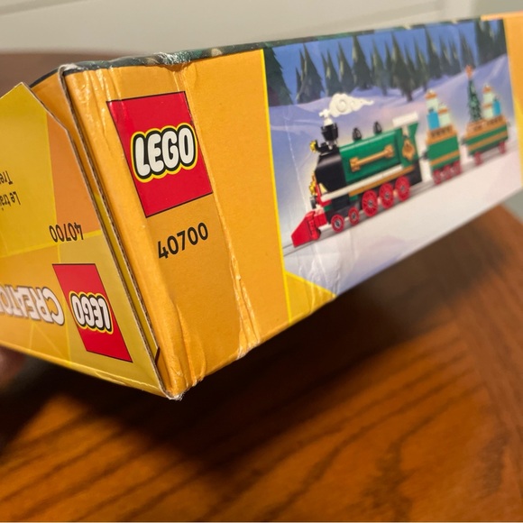 Lego Creator 40700 Winter Holiday Train GWP Promotional Set Sealed *Box Damage - Picture 7 of 7